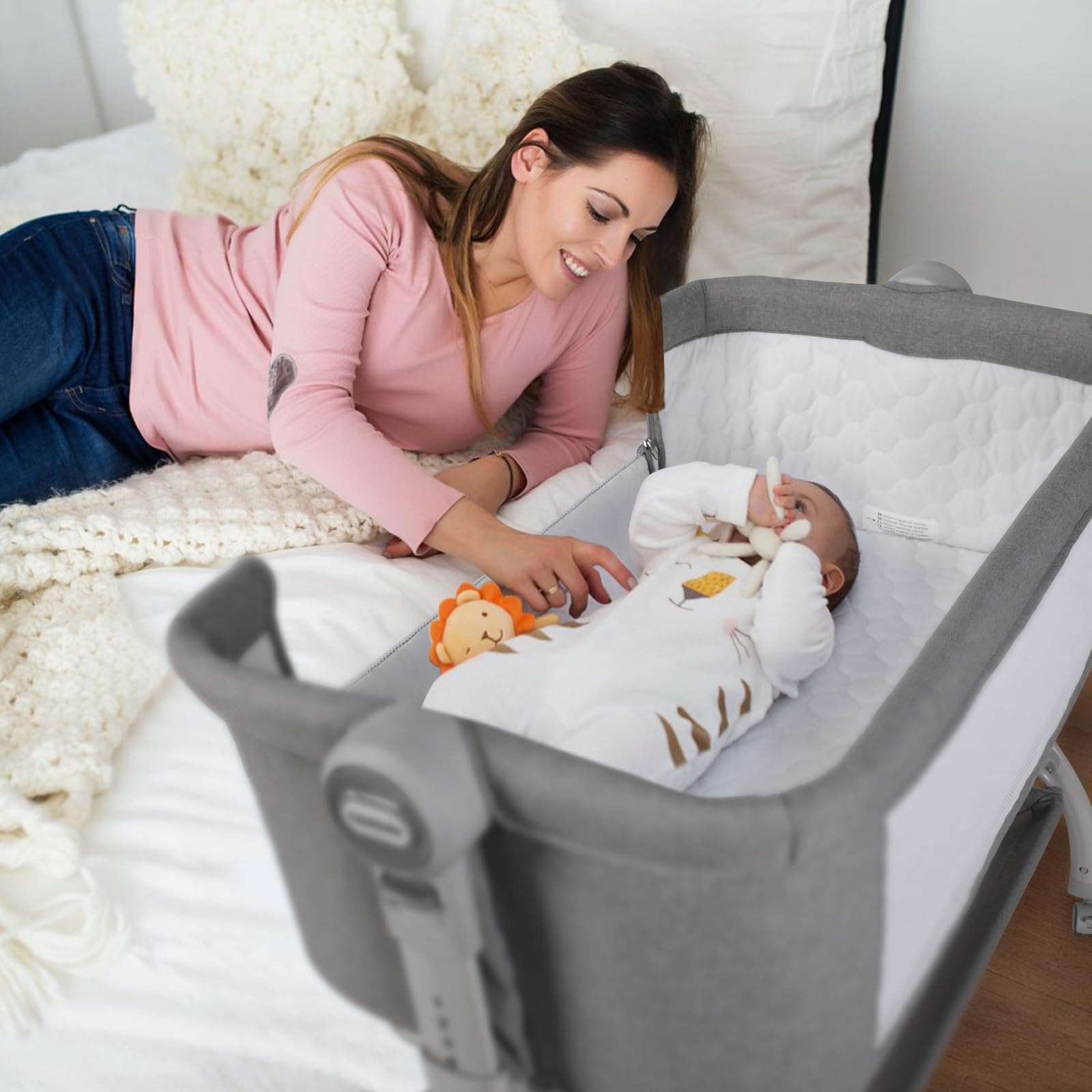 Traveling with a Baby - Complete Guide to Travel Bassinet